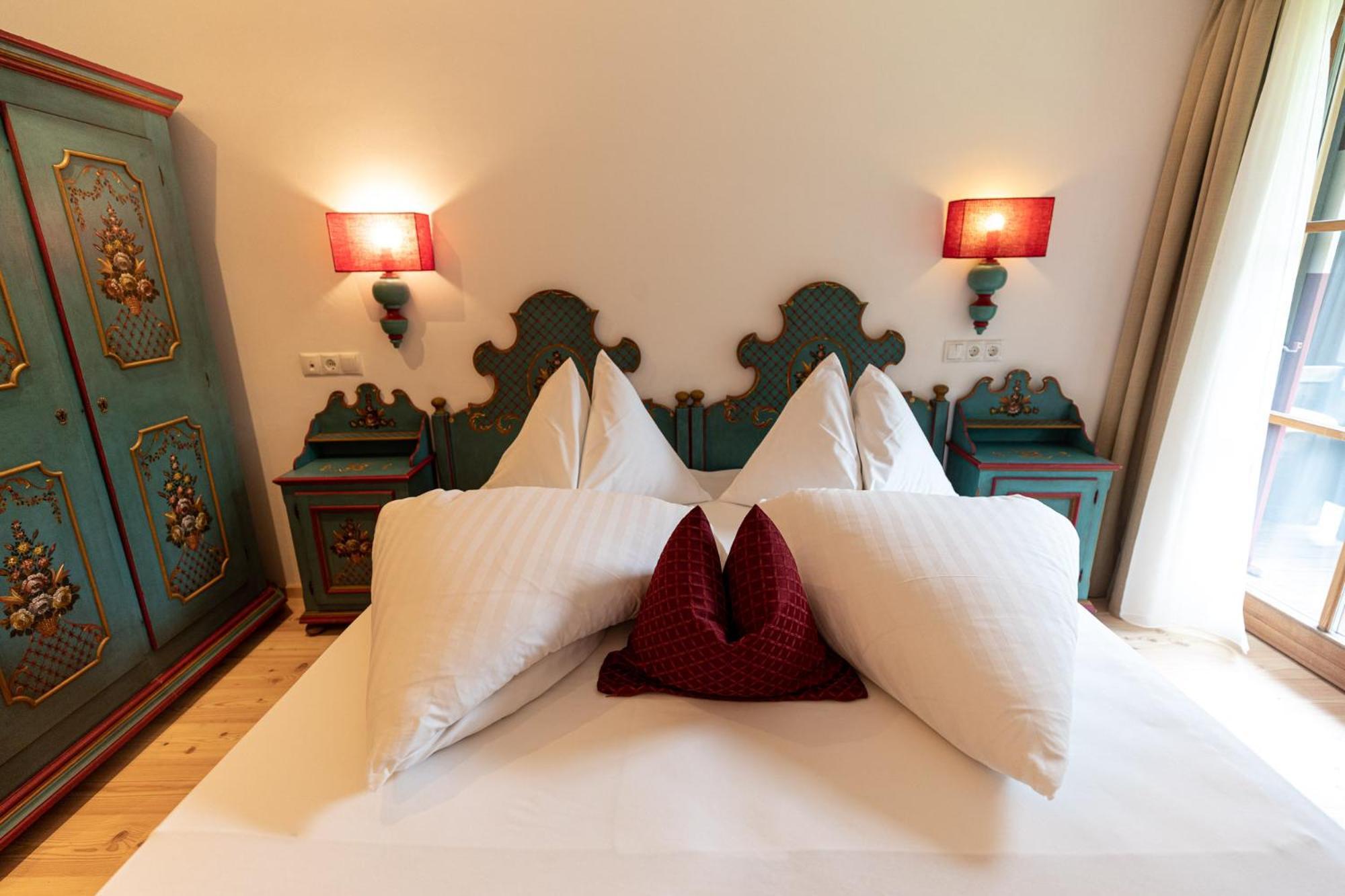 Al Plan, A Mountain Moving Hotel San Vigilio Di Marebbe Room photo